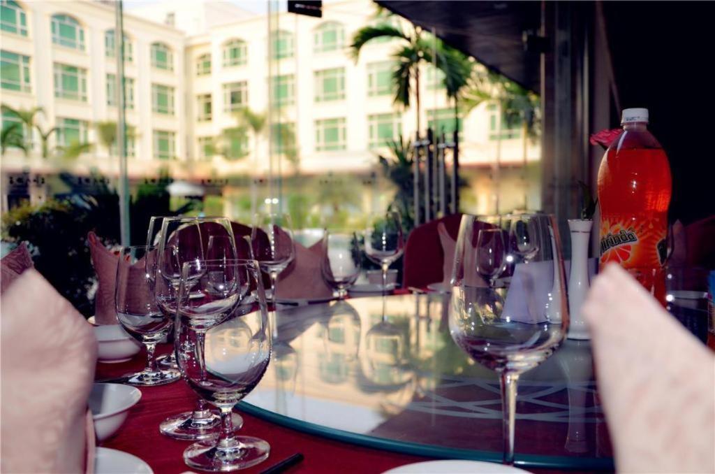 San Jiang Grand Hotel Viêng Chăn Ngoại thất bức ảnh