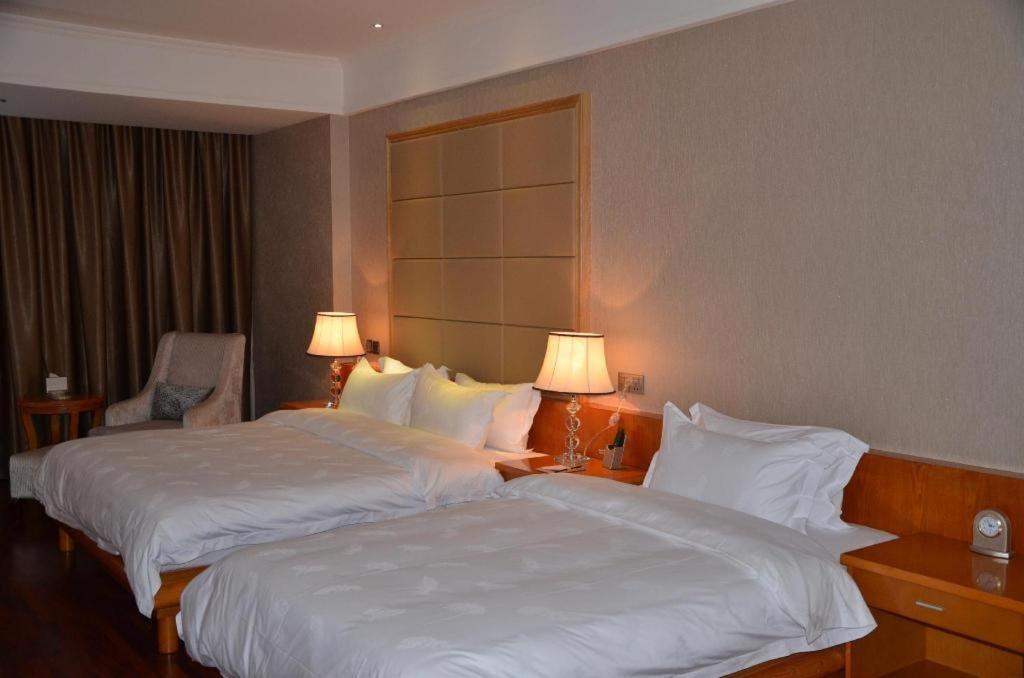 San Jiang Grand Hotel Viêng Chăn Ngoại thất bức ảnh