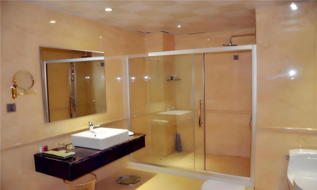 San Jiang Grand Hotel Viêng Chăn Ngoại thất bức ảnh