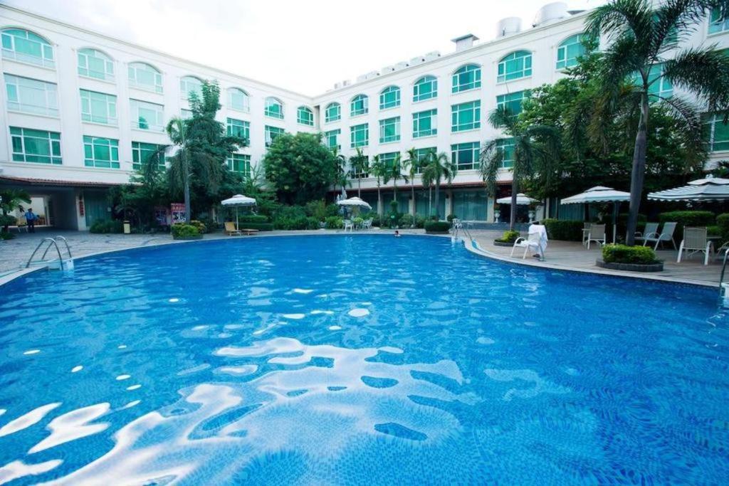 San Jiang Grand Hotel Viêng Chăn Ngoại thất bức ảnh